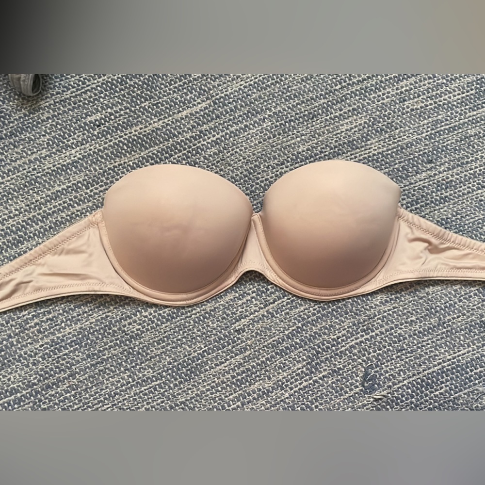 Victoria’s Secret PINK Strapless Beige Push-up Bra Size 32C